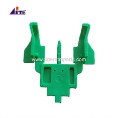 Банкоматные запасные части NCR Cash Cassette Parts Green Pawl Pusher 445-0590338