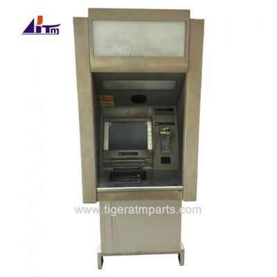 Через стену банкомат Wincor Nixdorf Procash 2050XE USB задней загрузки на улице