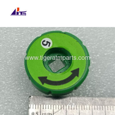 NCR ATM Часть SDM2 Нижняя транспортная пластиковая зеленая ролка 484-0106810-02