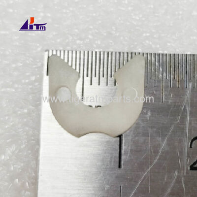 Пластиковый зажим для сортировщика банкнот Glory USF-200 5W47P050000 USF-200-24